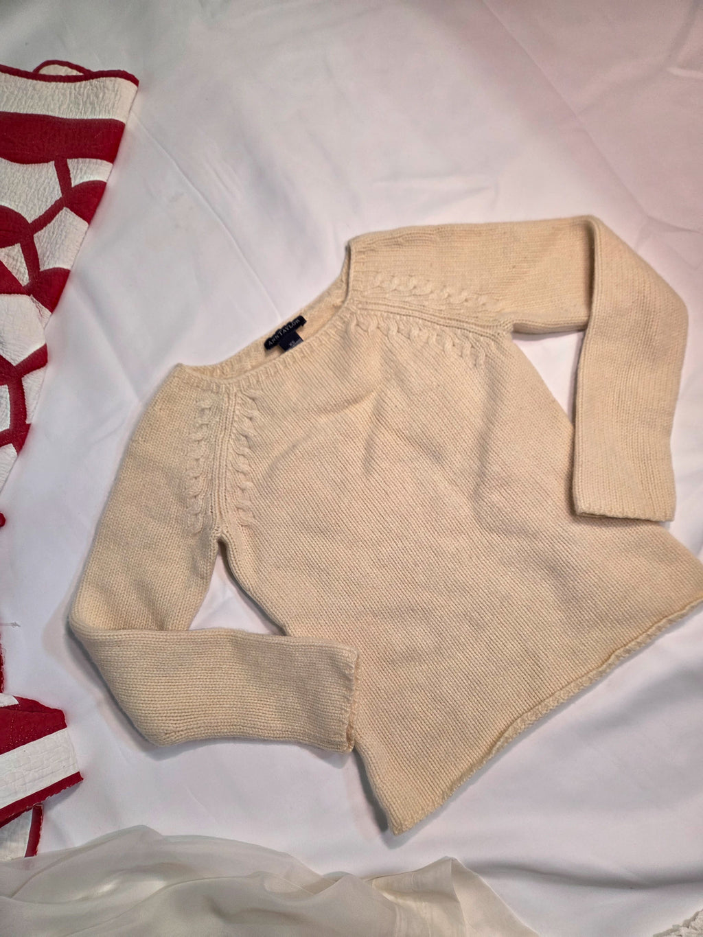 Ann Taylor 100% Cashmere Sweater