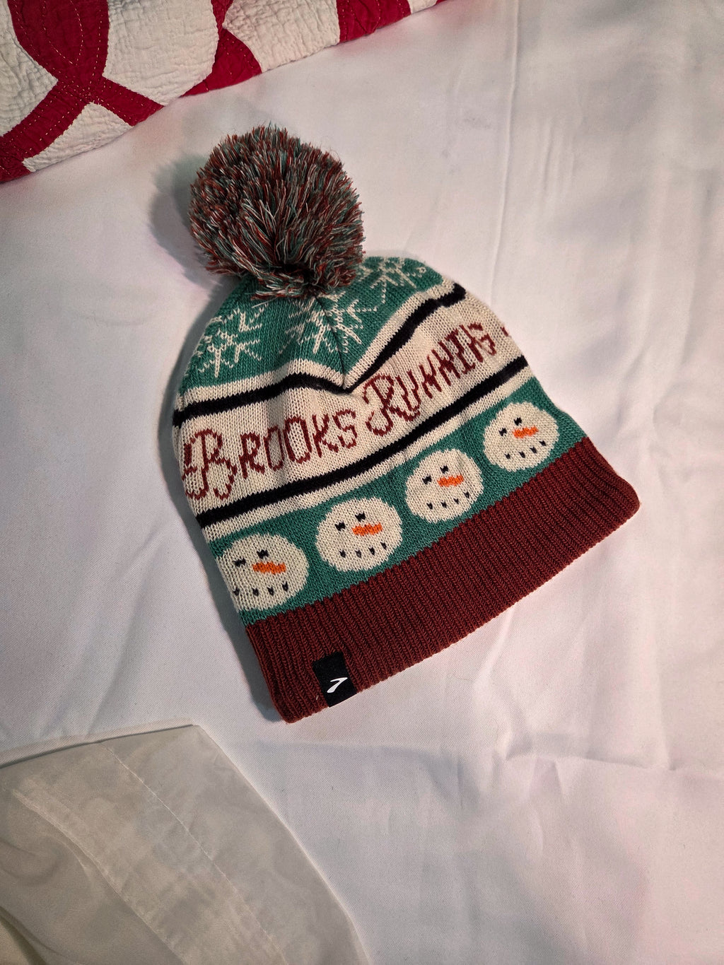 Brooks Running Snowman Beanie
