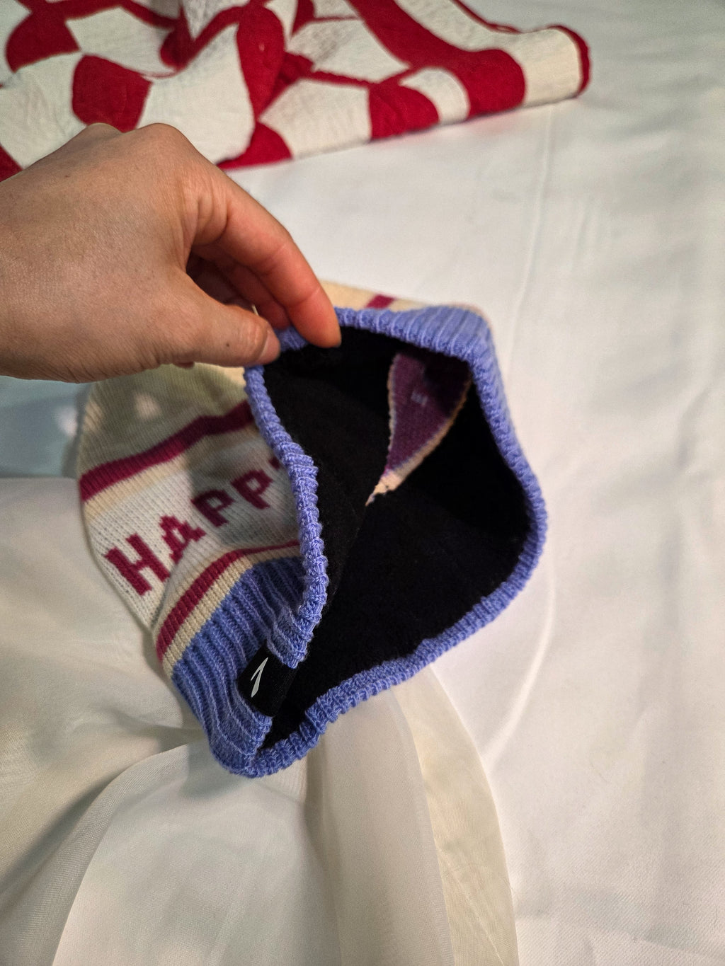 BROOKS Run Happy Beanie