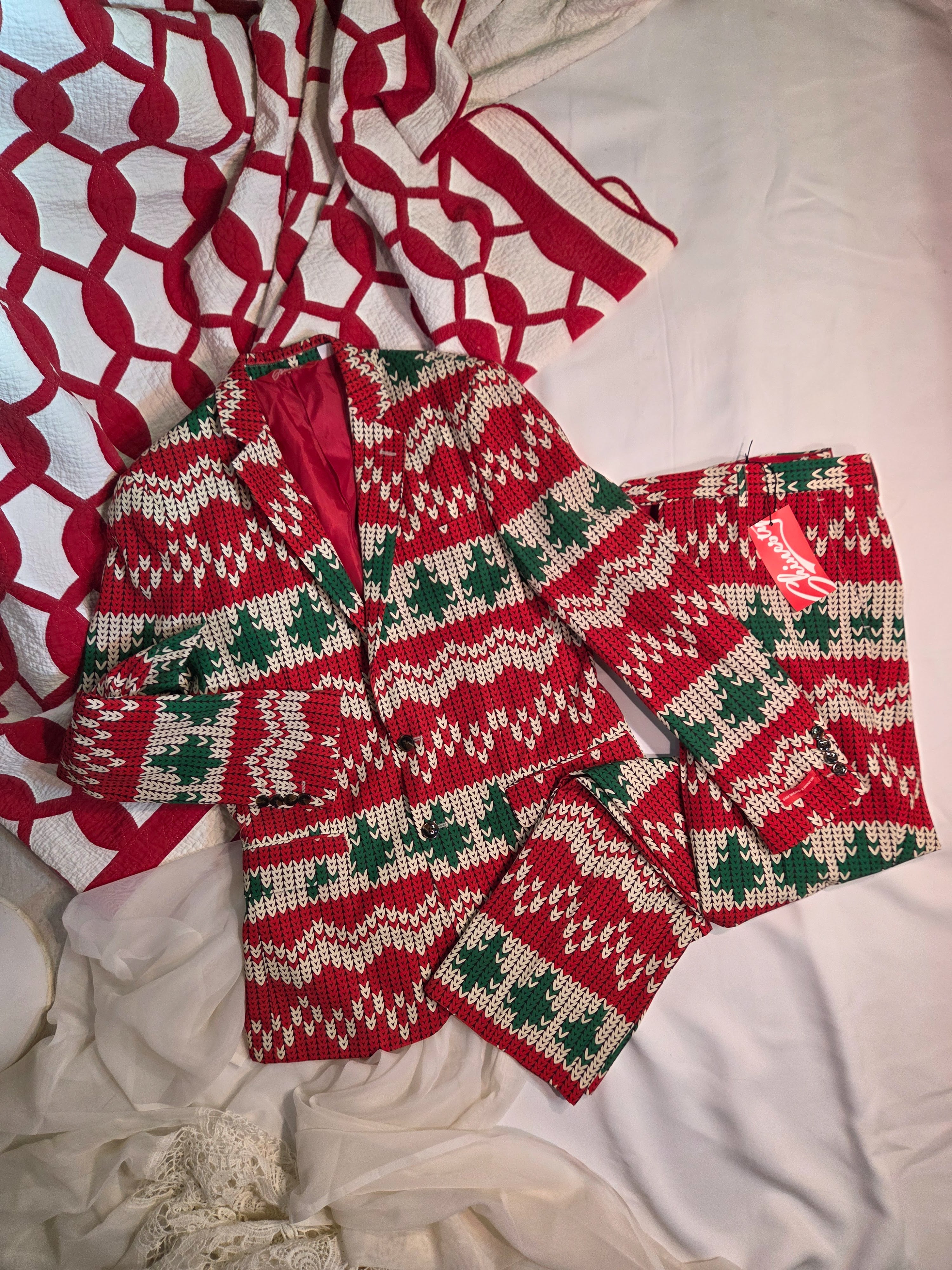 Shinesty Christmas Suit (Size M)