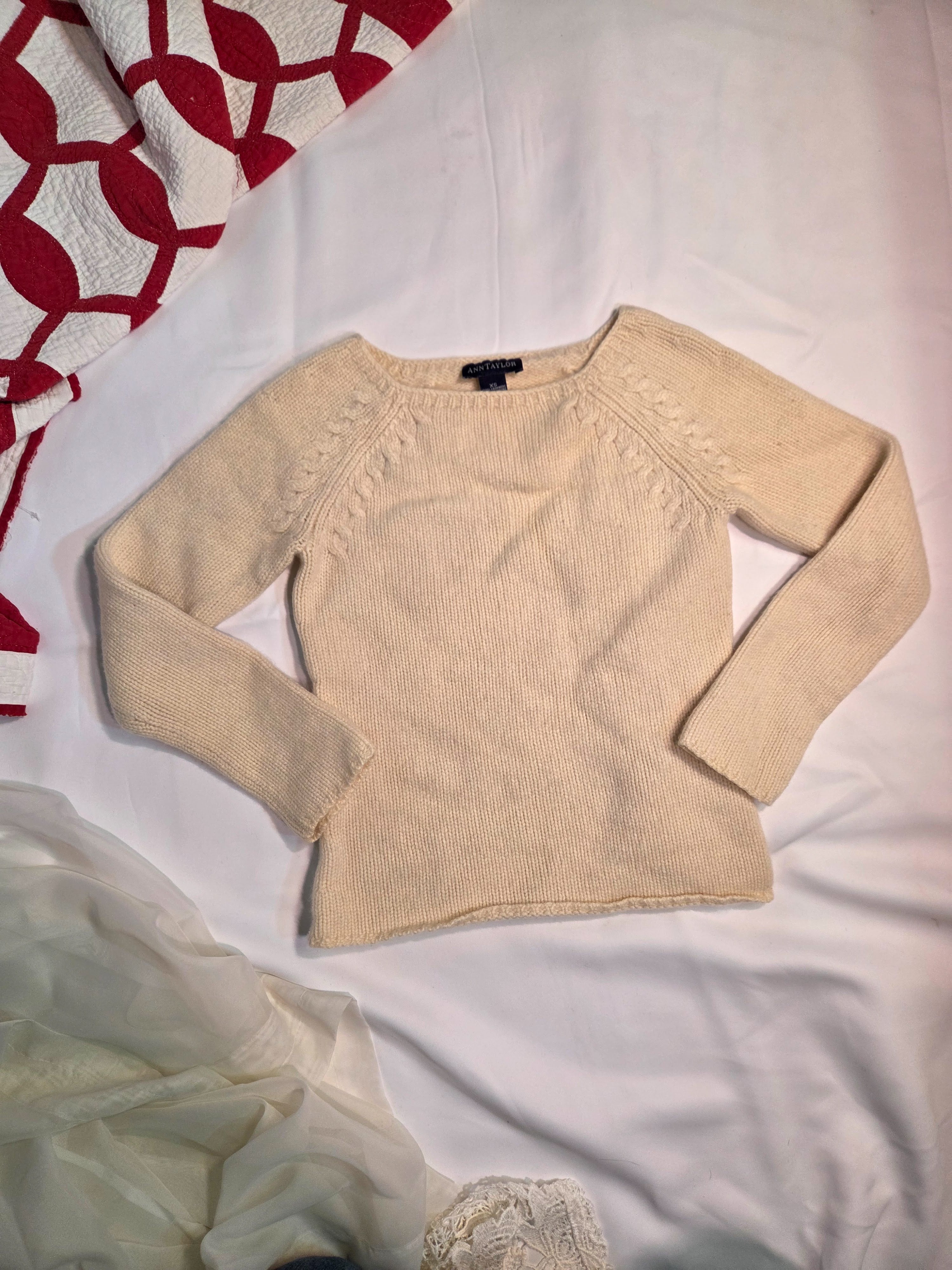 Ann Taylor 100% Cashmere Sweater