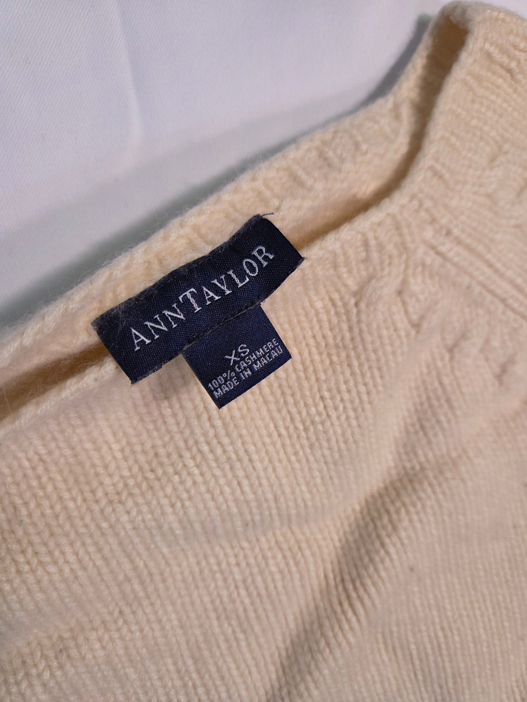 Ann Taylor 100% Cashmere Sweater